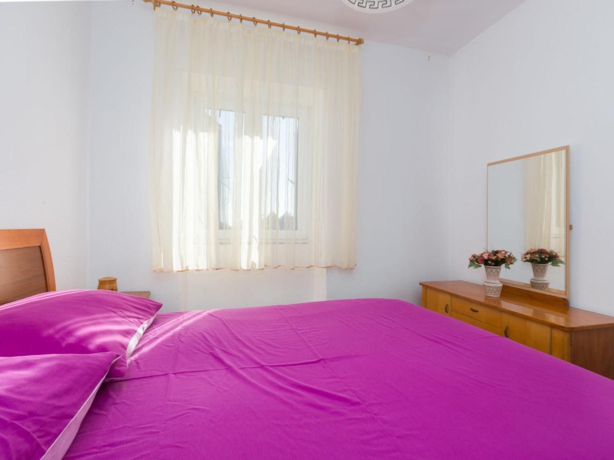 Linda - Uma210 By Interhome Apartment *